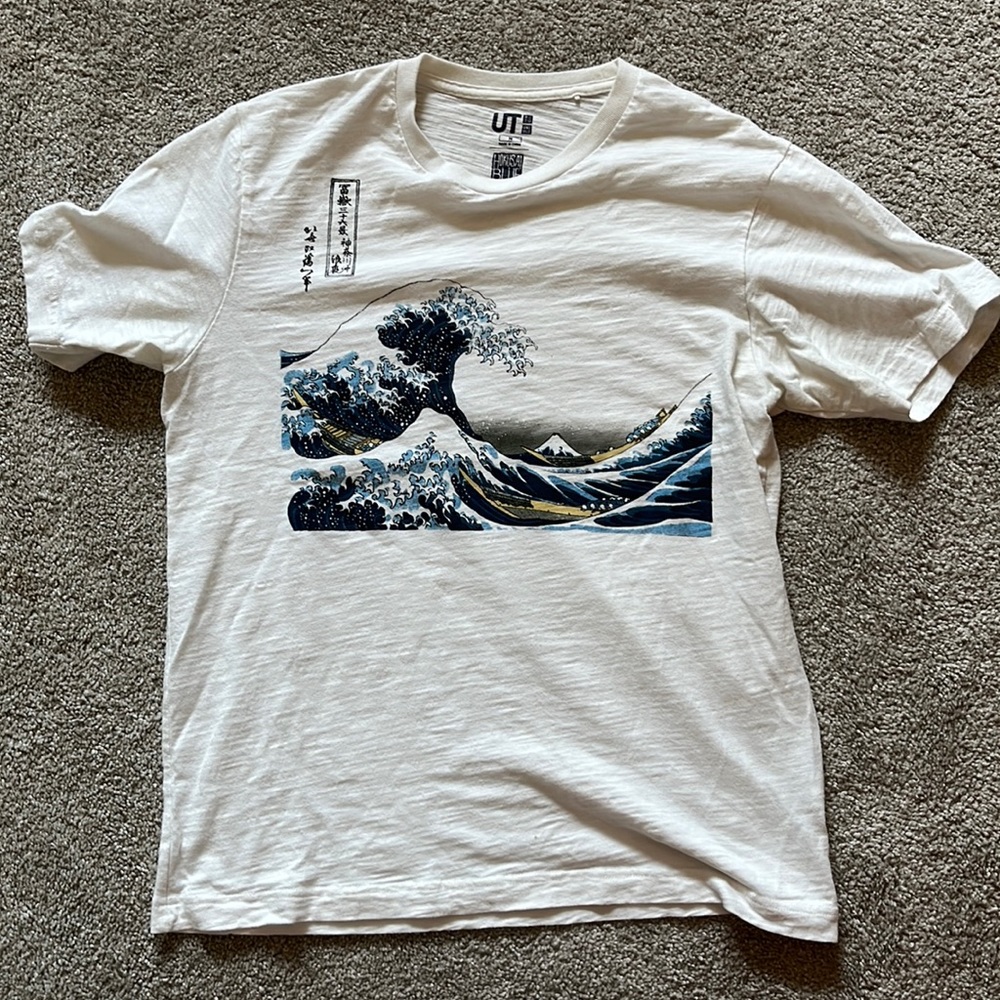 Men’s tshirt size medium, Uniqlo, white